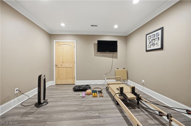 11565 Robin Wood Lane, Chagrin Falls, OH 44023