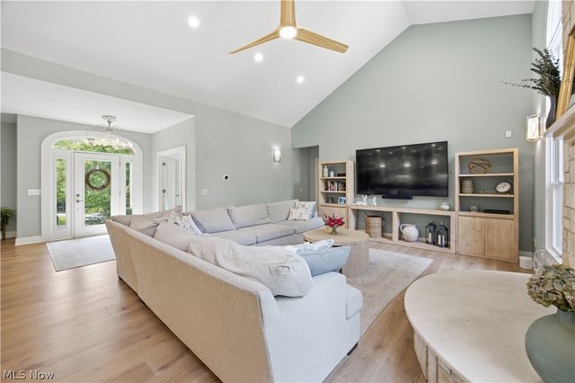 11565 Robin Wood Lane, Chagrin Falls, OH 44023