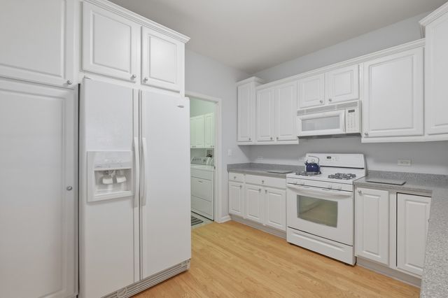 1063 Inverness Drive, Antioch, IL 60002