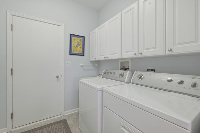 1063 Inverness Drive, Antioch, IL 60002