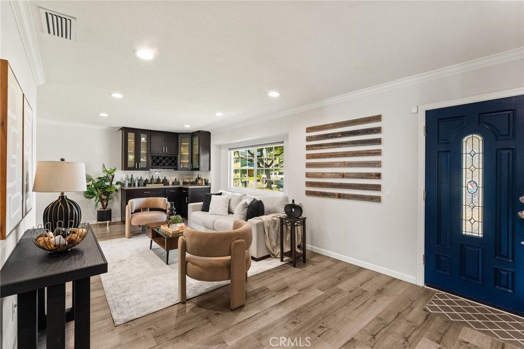 538 E Riverview, Orange, CA 92865 — photo 4