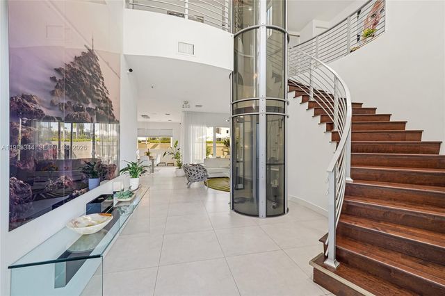 7515 NW 99th Ave, Doral, FL 33178