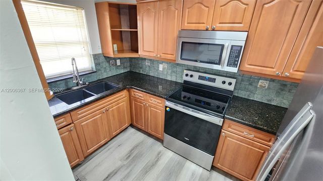 5046 SW 145th Ave 5046, Miami, FL 33175