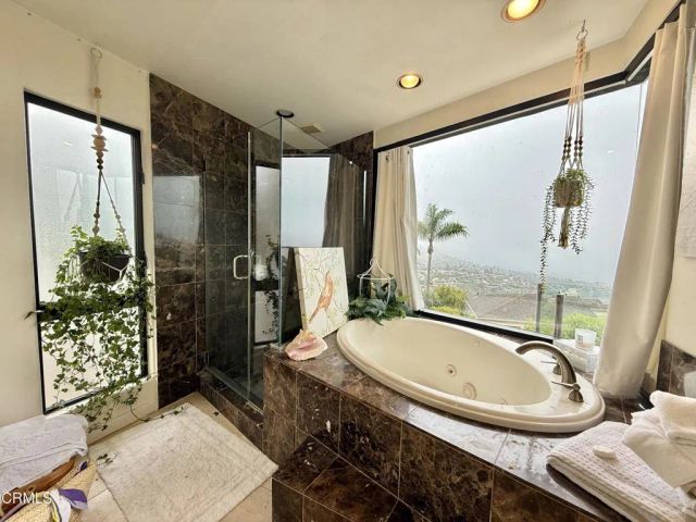 1445 Bounty Way, Laguna Beach, CA 92651