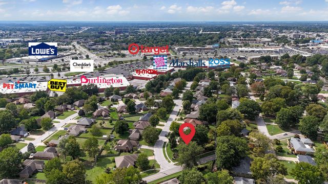 2129 E Cherryvale Street, Springfield, MO 65804