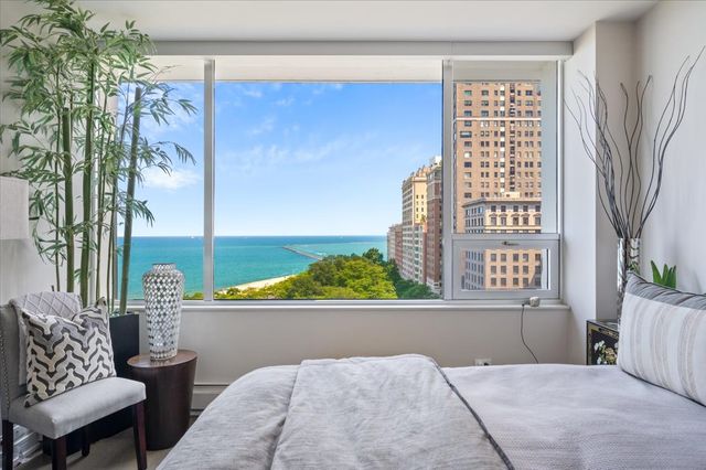 1000 N Lake Shore Plaza 12B, Chicago, IL 60611