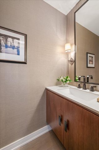 1000 N Lake Shore Plaza 12B, Chicago, IL 60611