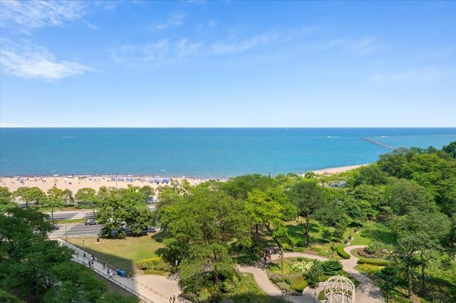 1000 N Lake Shore Plaza 12B, Chicago, IL 60611