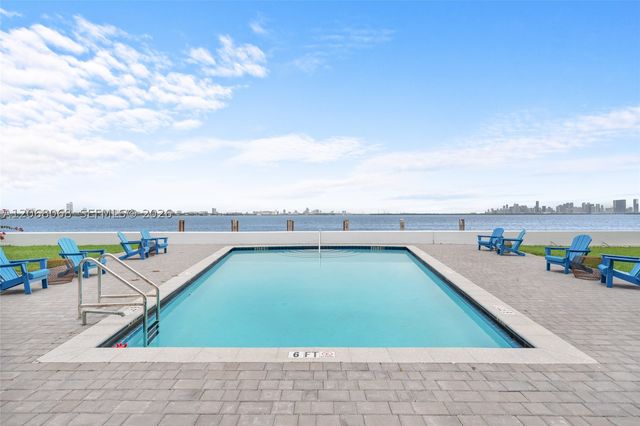 1880 S Treasure Dr 4H, North Bay Village, FL 33141