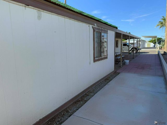 2033 S Roadrunner Ave, Yuma, AZ 85365