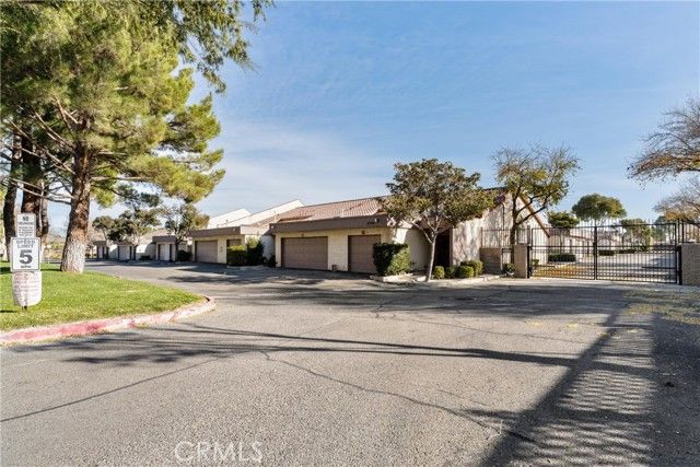 43334 W 32nd St #34 34, Lancaster, CA 93536