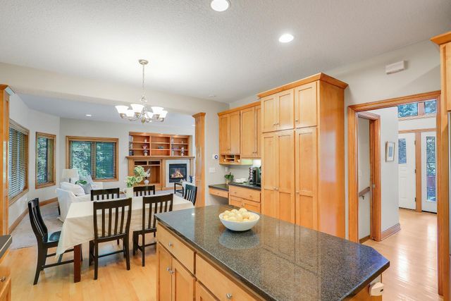 5900 Vernon Avenue S, Edina, MN 55436