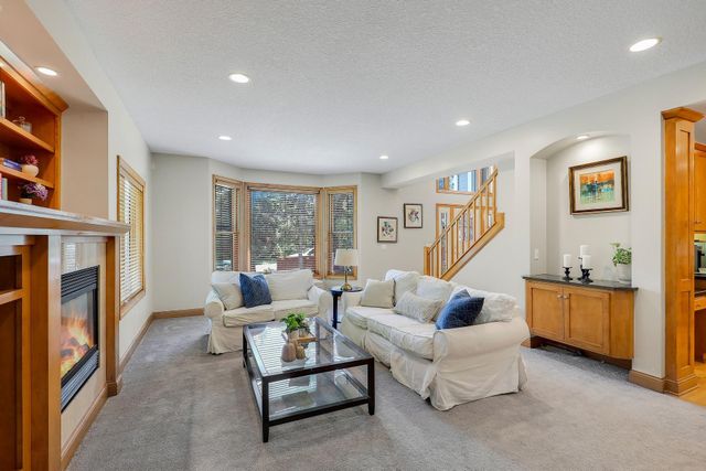 5900 Vernon Avenue S, Edina, MN 55436