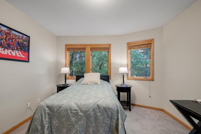 5900 Vernon Avenue S, Edina, MN 55436