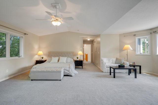 5900 Vernon Avenue S, Edina, MN 55436