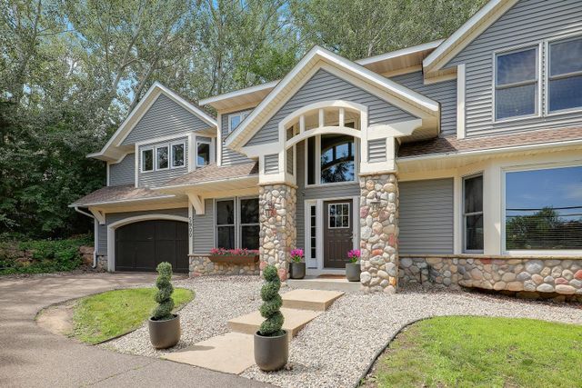 5900 Vernon Avenue S, Edina, MN 55436