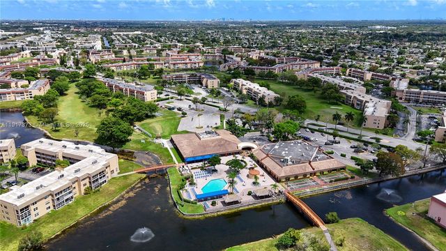 9121 Sunrise Lakes Boulevard 104, Sunrise, FL 33322