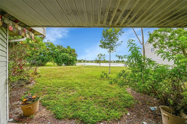 3453 NW 44th St 107, Oakland Park, FL 33309