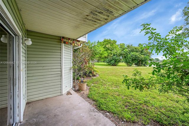 3453 NW 44th St 107, Oakland Park, FL 33309