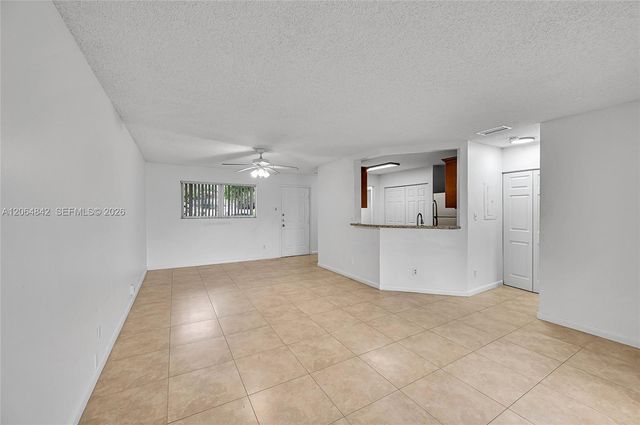 3453 NW 44th St 107, Oakland Park, FL 33309