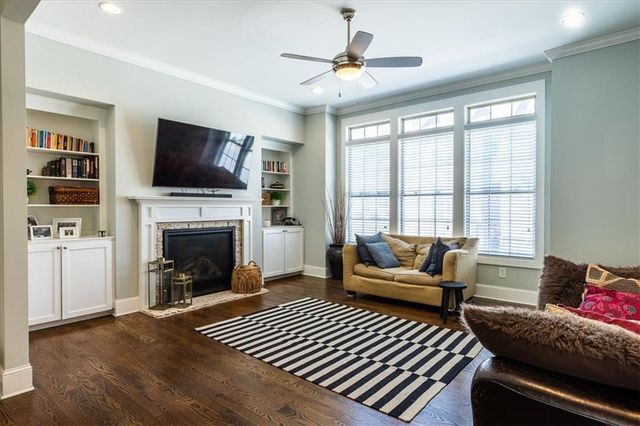 2141 Shale Lane NW, Atlanta, GA 30318