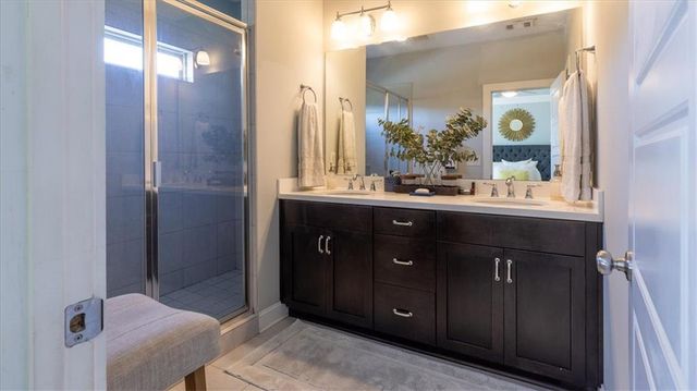2141 Shale Lane NW, Atlanta, GA 30318