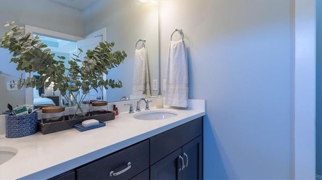 2141 Shale Lane NW, Atlanta, GA 30318