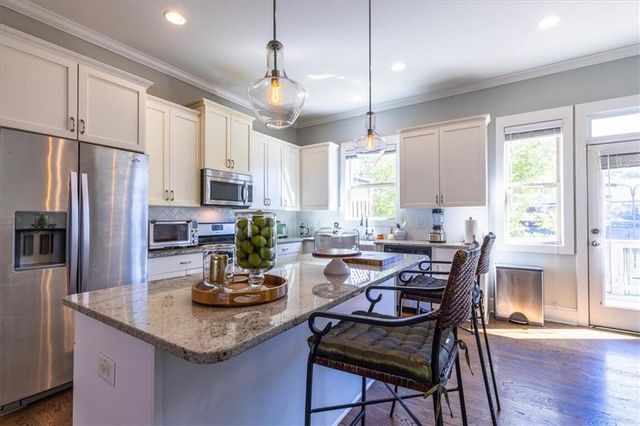 2141 Shale Lane NW, Atlanta, GA 30318