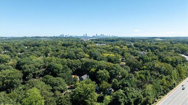 2141 Shale Lane NW, Atlanta, GA 30318