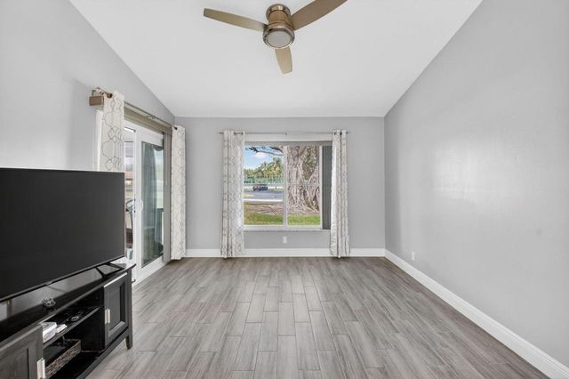 28 Via De Casas Norte 28, Boynton Beach, FL 33426