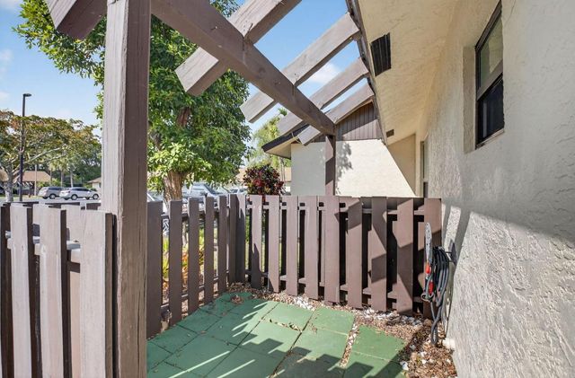 28 Via De Casas Norte 28, Boynton Beach, FL 33426