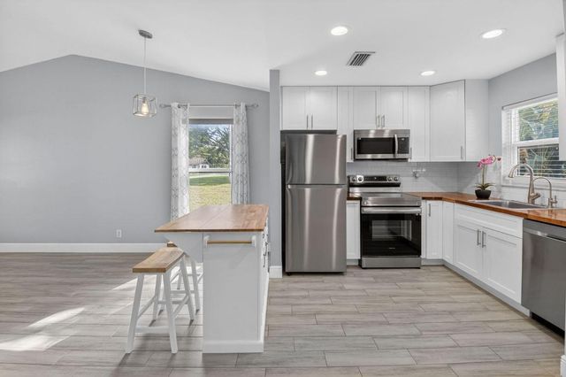 28 Via De Casas Norte 28, Boynton Beach, FL 33426