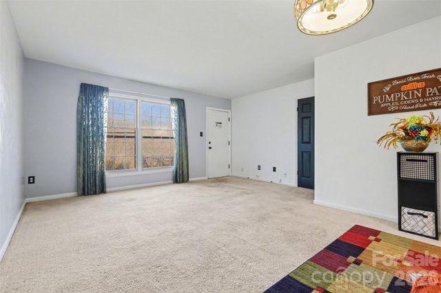 4609 Coronado Drive C, Charlotte, NC 28212