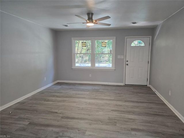 904 McKinley AVE, Chesapeake, VA 23324