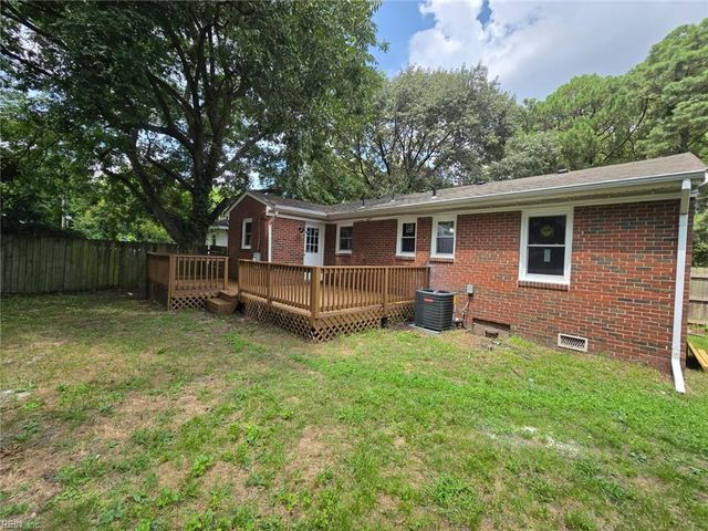 904 McKinley AVE, Chesapeake, VA 23324