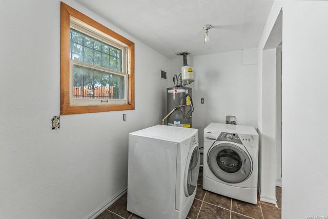 619 Koehler Ct, San Antonio, TX 78223