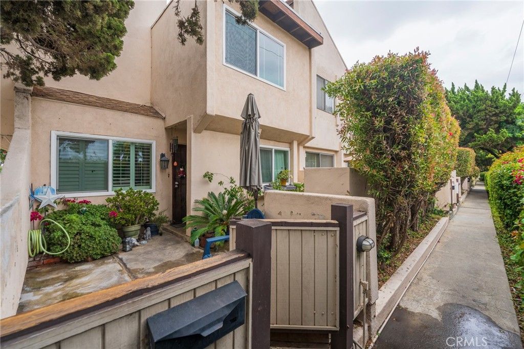 16710 Orange Ave. A1, Paramount, CA 90723