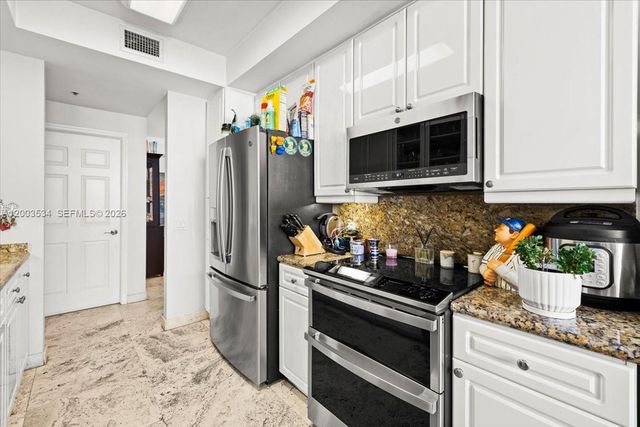 808 BRICKELL KEY DR 1205, Miami, FL 33131