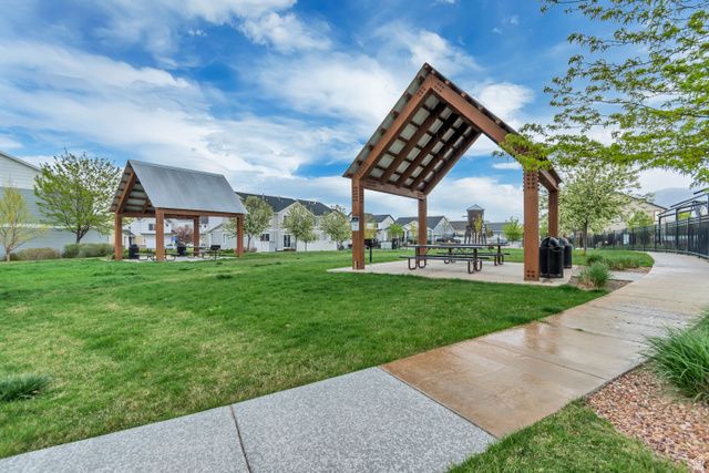 492 FOX CHASE LN, Saratoga Springs, UT 84045