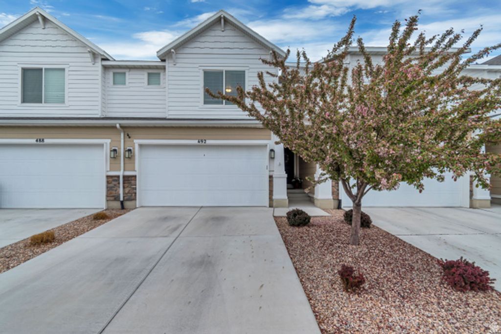 492 FOX CHASE LN, Saratoga Springs, UT 84045