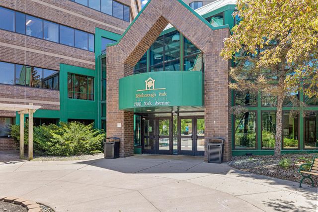 7631 Edinborough Way 5213, Edina, MN 55435