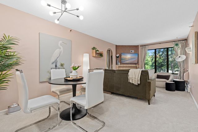 7631 Edinborough Way 5213, Edina, MN 55435