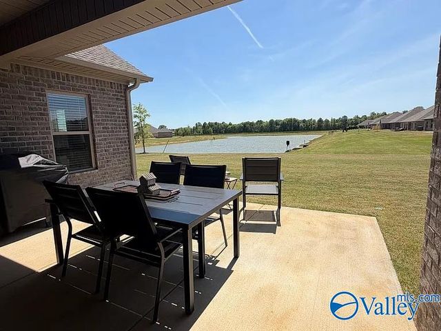 26316 Woodfield Drive, Athens, AL 35613
