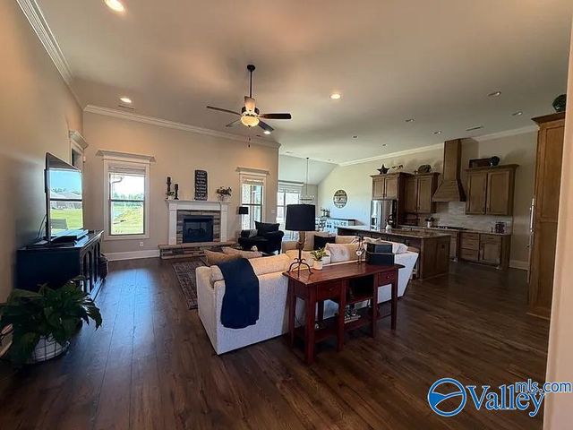 26316 Woodfield Drive, Athens, AL 35613