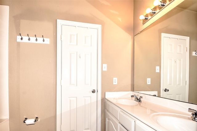 10232 Benwick Drive, Mckinney, TX 75072