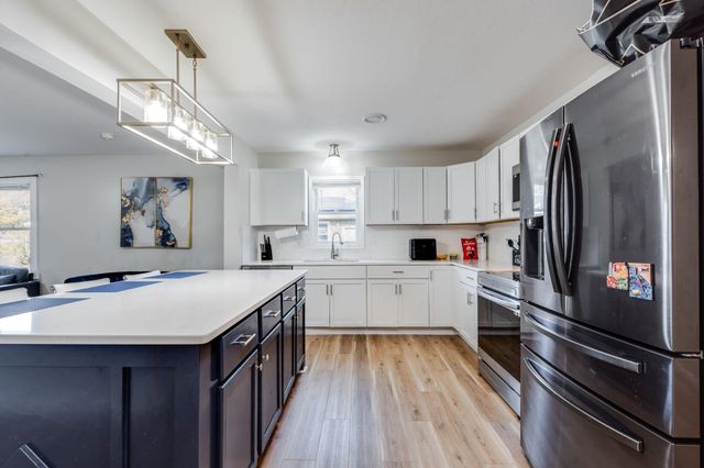 3009 S Bennett Ave, Wichita, KS 67217