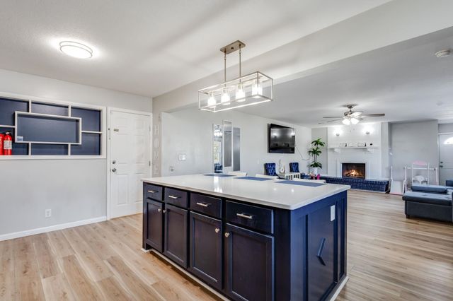 3009 S Bennett Ave, Wichita, KS 67217