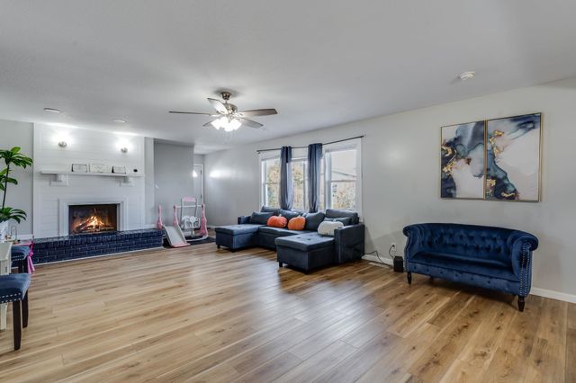 3009 S Bennett Ave, Wichita, KS 67217