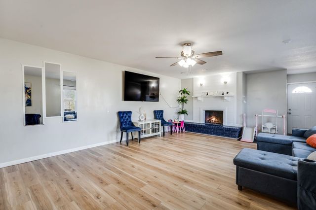 3009 S Bennett Ave, Wichita, KS 67217