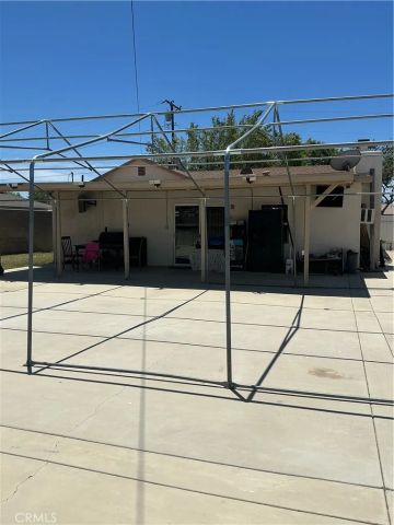 17814 Terry Street, Fontana, CA 92336